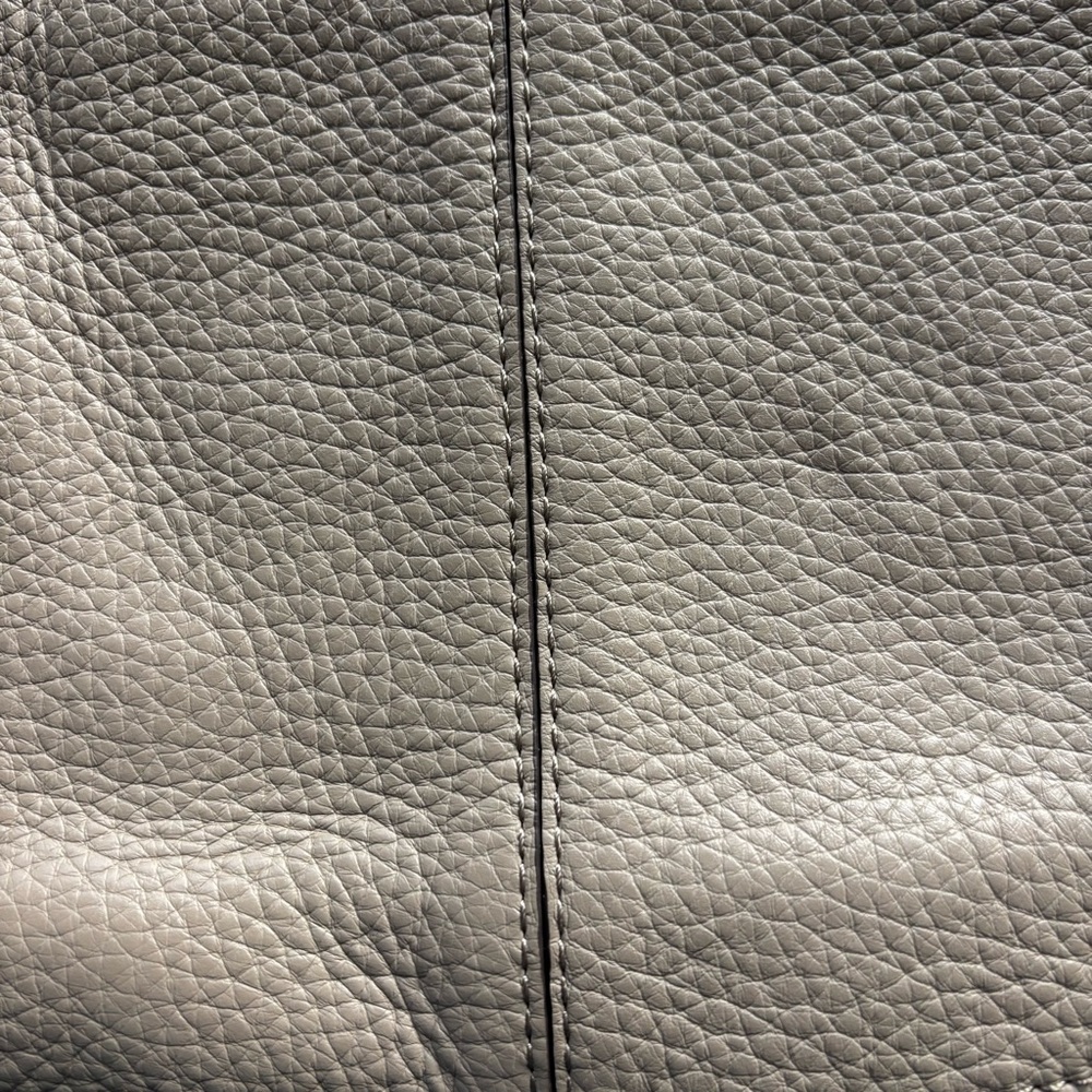 Banana Republic Leather Crossbody Hobo Bag in Taupe - Picture 4 of 13